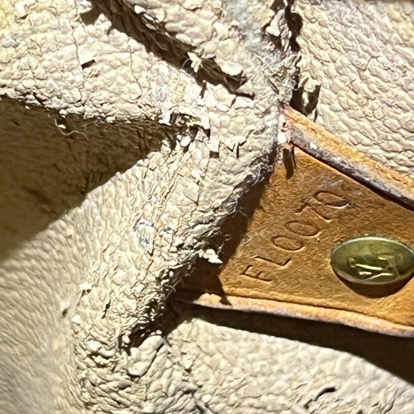 Authentic Vintage Louis Vuitton bucket bag - Picture 8 of 14